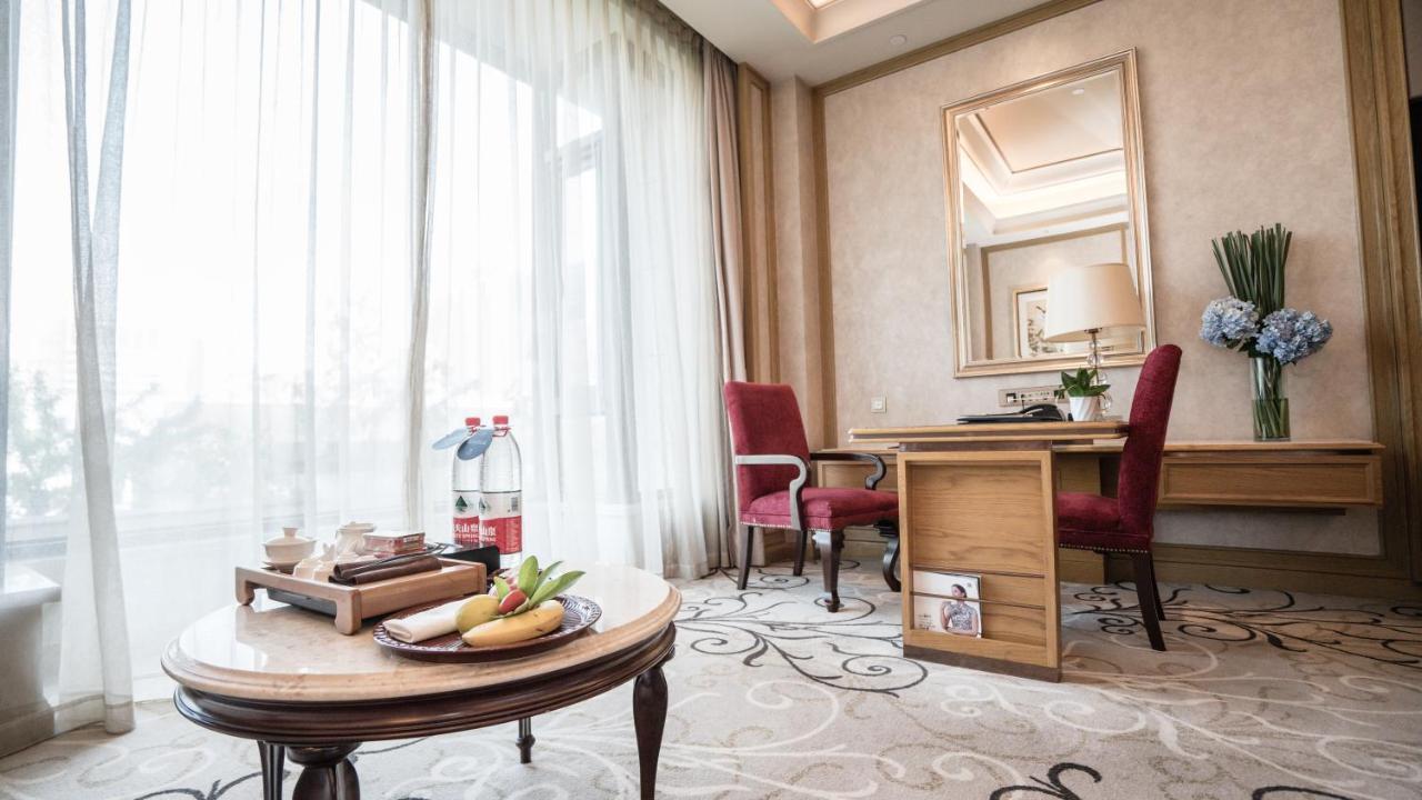 C&D Hotel Fuzhou Фучжоу Экстерьер фото
