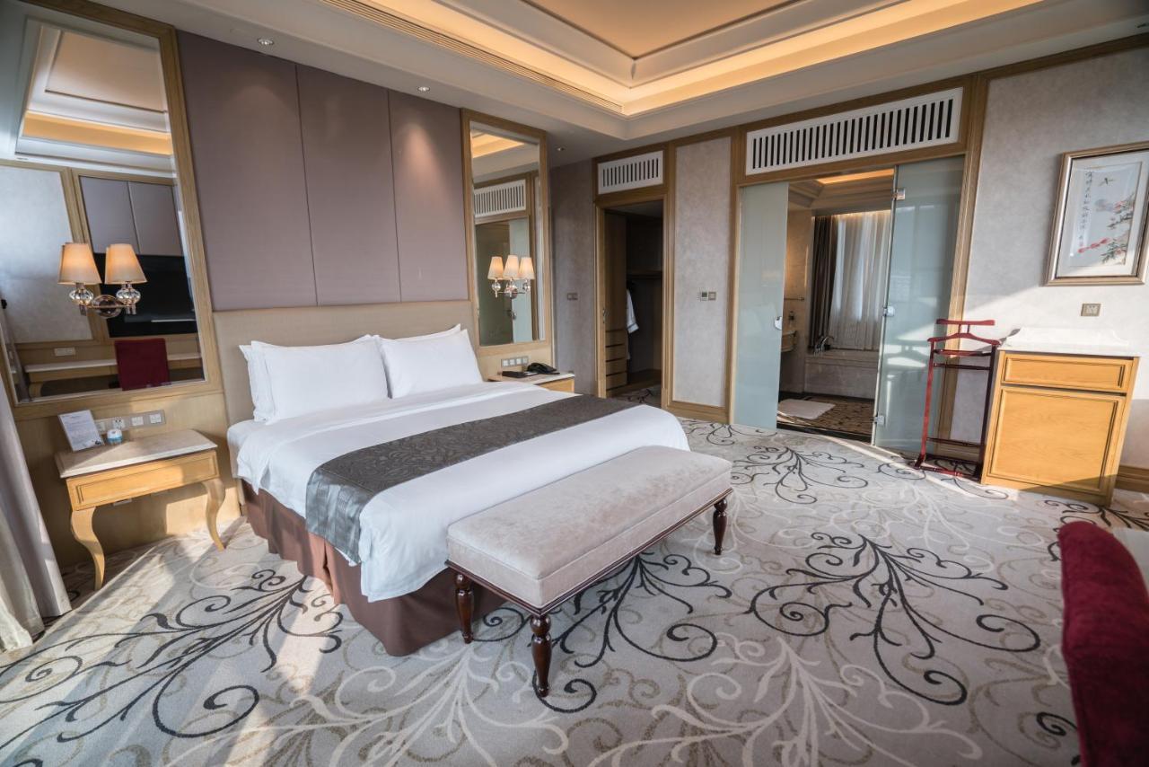 C&D Hotel Fuzhou Фучжоу Экстерьер фото